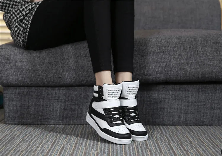 2023 Autumn Designer Wedges White Platform Sneakers Women Shoes Leather Black High Top Sneakers Hidden Increasing Basket Femme