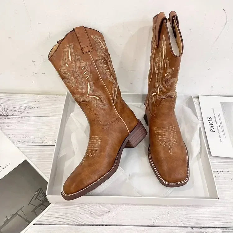 Embroidered Western Riding Cowboy Boots for women 2024 new boots with chunky heels
