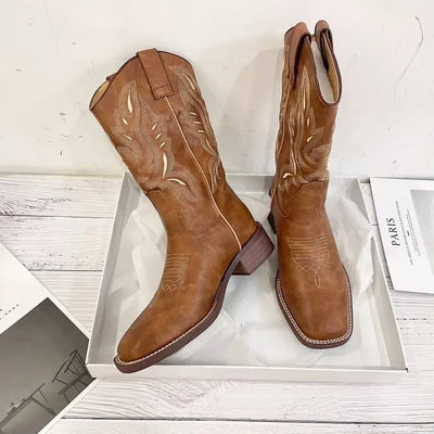 Embroidered Western Riding Cowboy Boots for women 2024 new boots with chunky heels