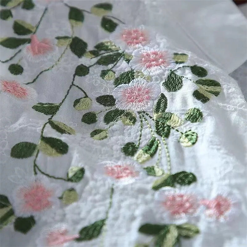 Literary Cotton Shirts For Women Embroidery Flowers Woman Blouses V-neck Half Sleeve Lace Blouses Summer Thin Top Female Shirt