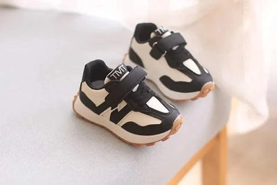 Children's Sports Shoes Toddler Breathable Non Slip Comfort Sneakers Lightweight Hook and Loop Soft Sole Running Casual Shoes