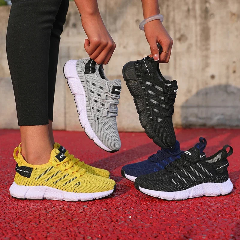 Women's Running Shoes Breathable Mesh Fabric Fashionable Sneakers Lightweight Casual Versatile Luxurious Men's Tennis Flat Shoes