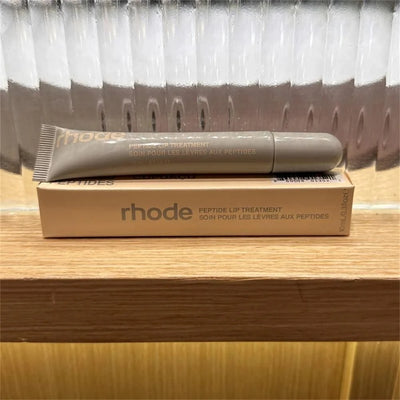 Luxury 17 Colors Soft Tube Mirror Super Model Lip Balm Long Lasting Moisturizing Makeup Lipstick Remove Dead Skin Mouth Care