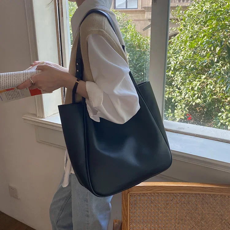 Luxury Tote Bag Woman 2025 Trend Large Capacity Female Shoulder Bag High Quality Leather Simple Designer Woman Handbag Purse