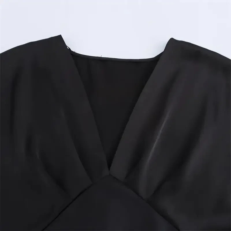 Women's 2025 New Dresses Summer Elegant Fashion Slim V-neck Street Holiday Long Dress Young Women Chic Comfortable Dress