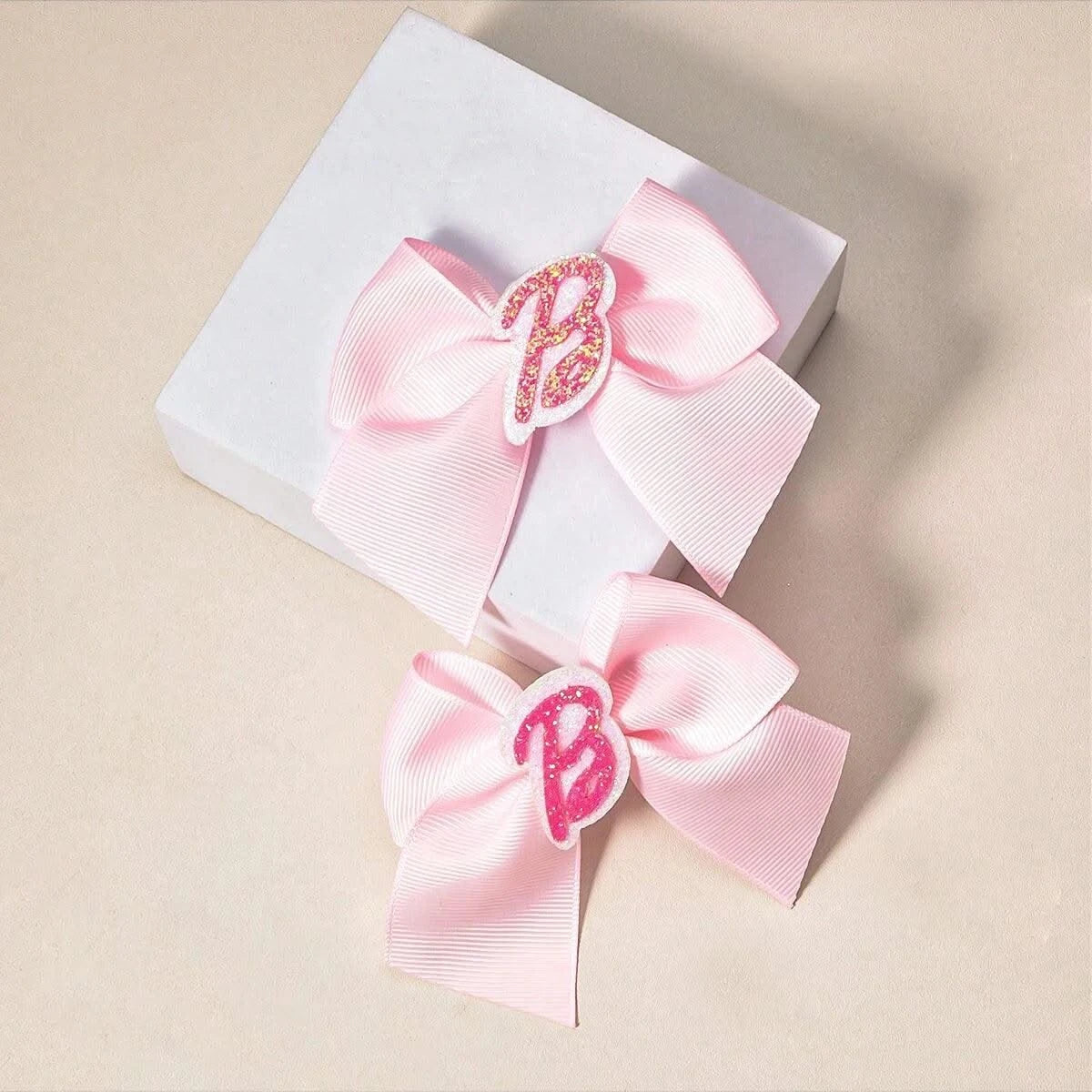 2 women's pink thread webbing with green onion powder lettering two ear clip Fashion personality cheapest items available girl m