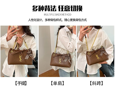 Famous Designer Women's Handbag In Soft Leather, Elegant Crossbody-Bag With Adjustable Strap, Classic Luxury Style