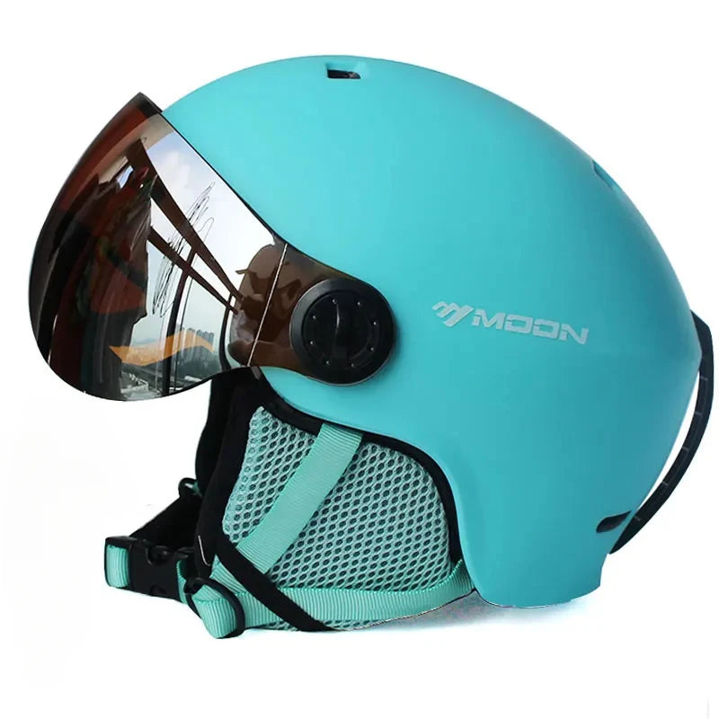 Motorcycle Helmet CE/ASTM Certified One-Piece PC+EPS Helmet with Goggles, Suitable for Skiing, Snowboarding, Outdoor Sports