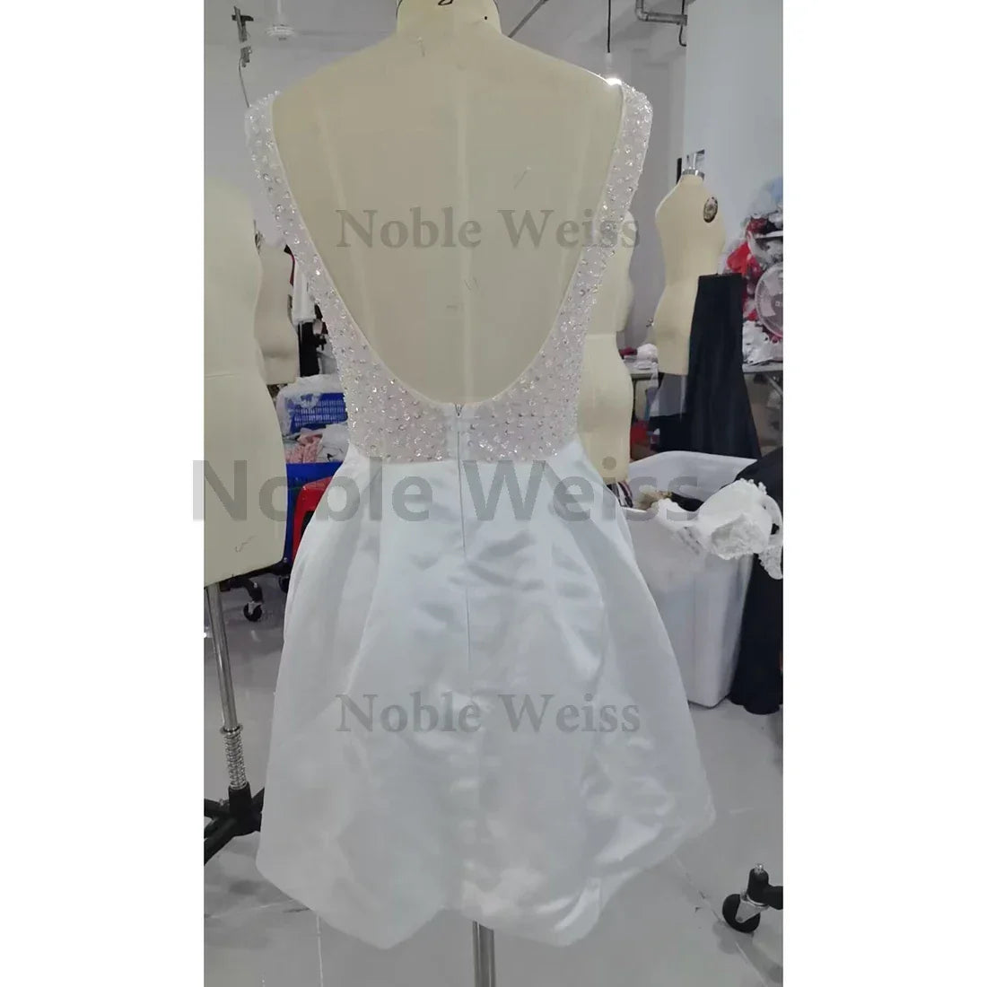 Simple Sequined Beaded Wedding Dress Mini Short Sexy Sleeveless Backless Modern Women Bridal Gown