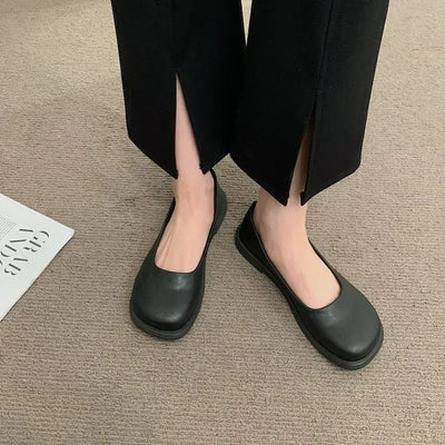 Ladies Shoes Slip on Round Toe Women Footwear Flat Black Light New in Summer 2025 Spring Solid Casual Slip on Flat Loafers Shoes