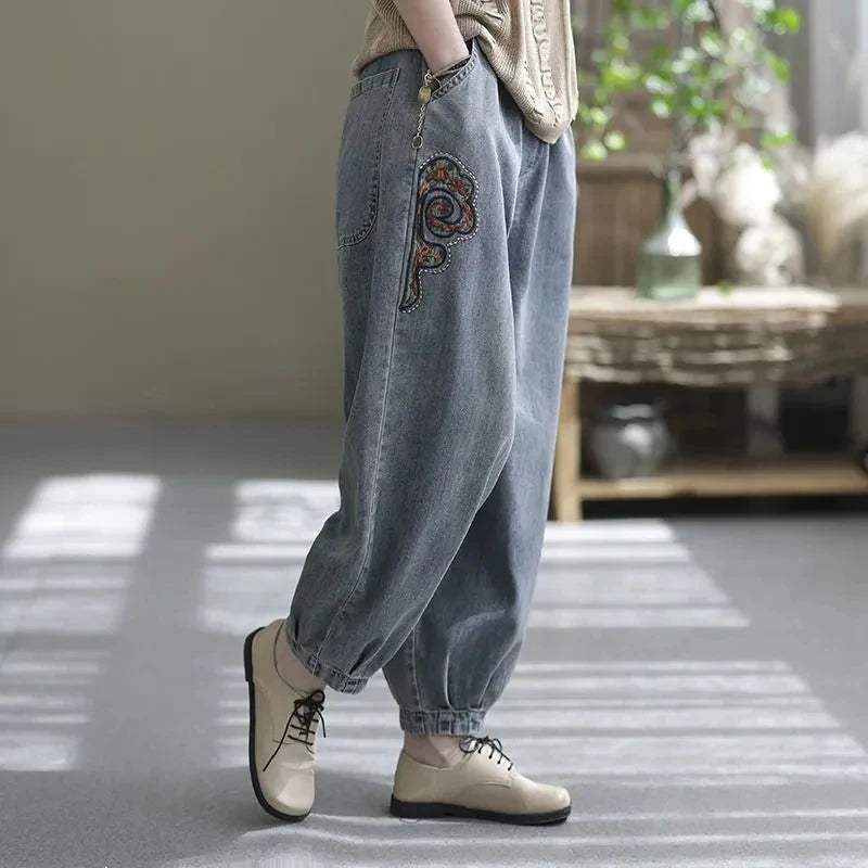 High waisted Jeans for women 2025 Spring Autumn New Korean version Loose Embroidered patch fabric Nine point Harem Pants Female