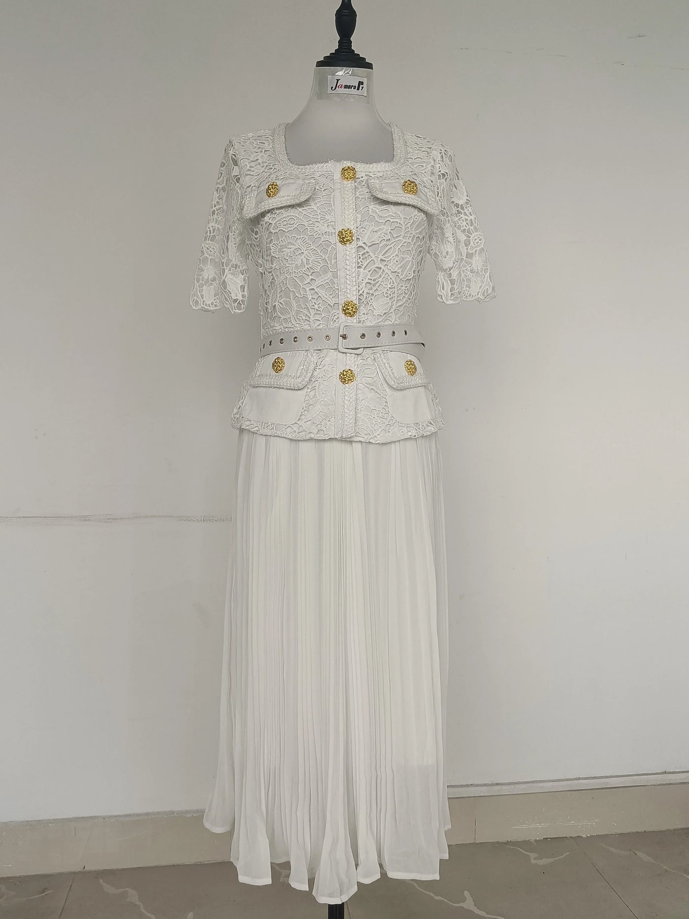 Luxury Evening Dress Women Summer Vacation Short Sleeve Pleated Lace Chiffon Long Dresses White Single Breasted Midi Party Robe