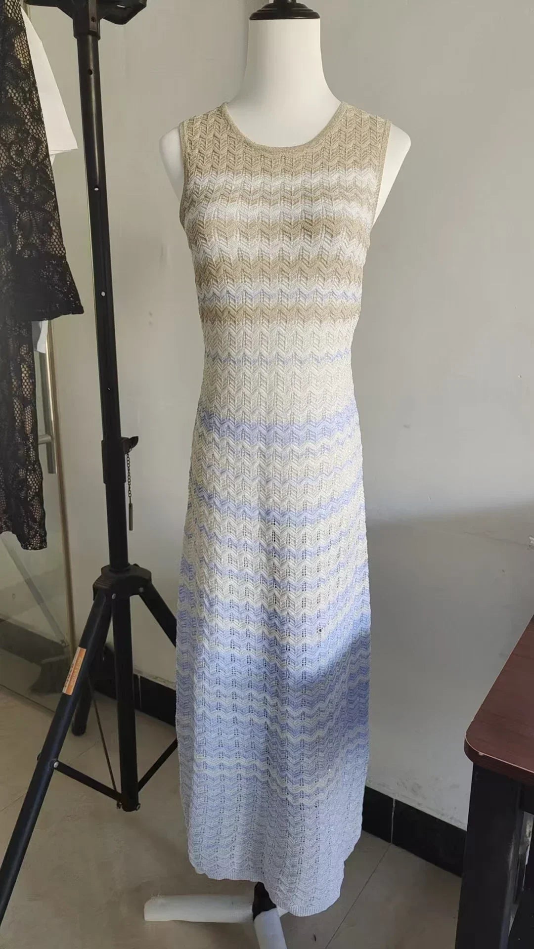 Luxurious Women Party Elegant Sequin Vest Knitted Dress Slim Sleeveless Long Dresses 2025 Summer New Female Vacation Chic Robes
