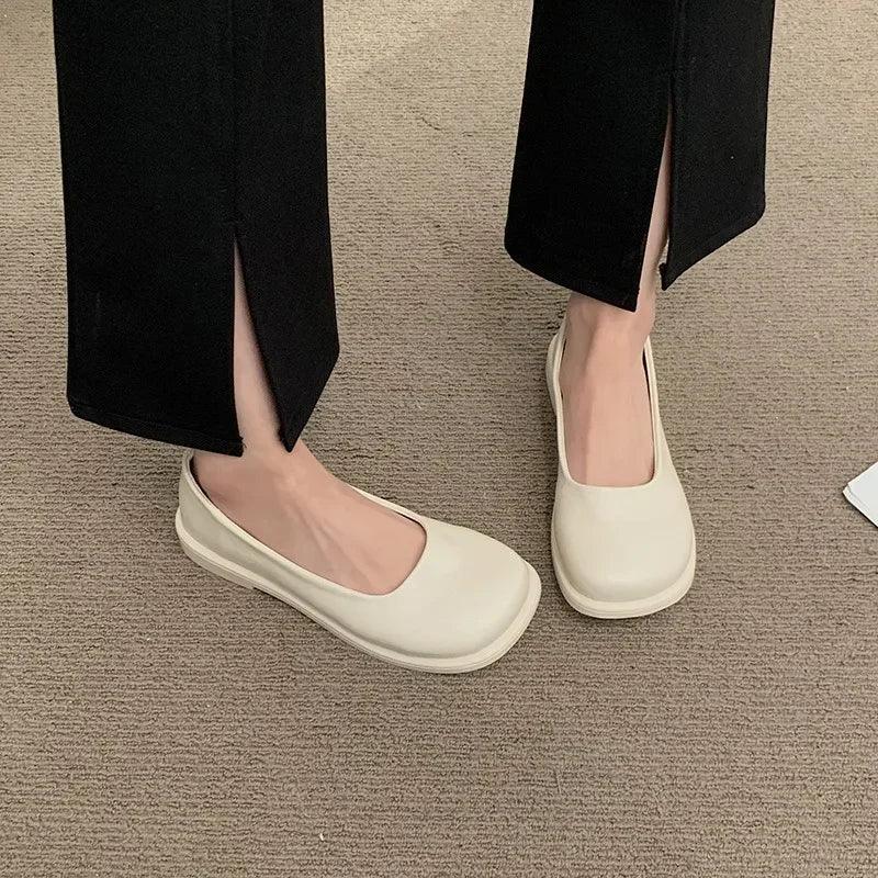 Ladies Shoes Slip on Round Toe Women Footwear Flat Black Light New in Summer 2025 Spring Solid Casual Slip on Flat Loafers Shoes