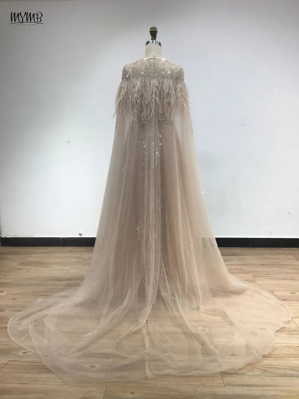 MYMB Arabic A-Line Women's Formal Engagement Dresses Gorgerous Beaded Wedding Prom Party Gown with Feathers Cape Shawl DKN0304