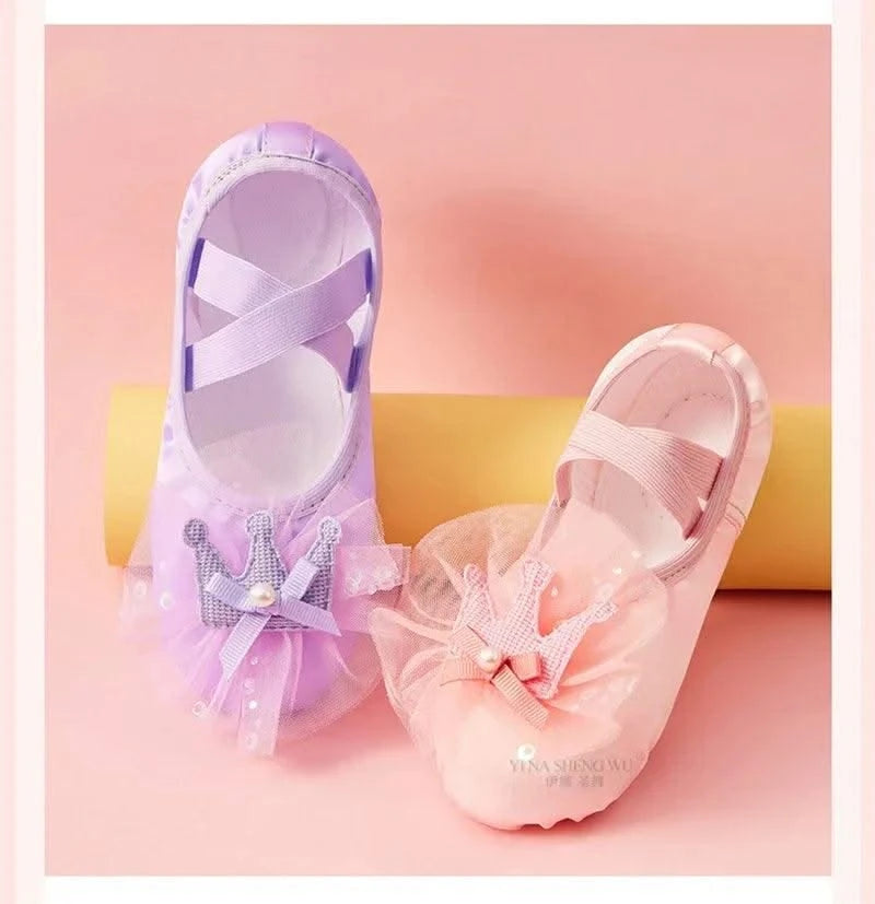 Ballet Dance Shoes for Children's Ballet Latin Dance Soft Sole Slippers Children Dance Practise Ballerina Crown Training Shoes