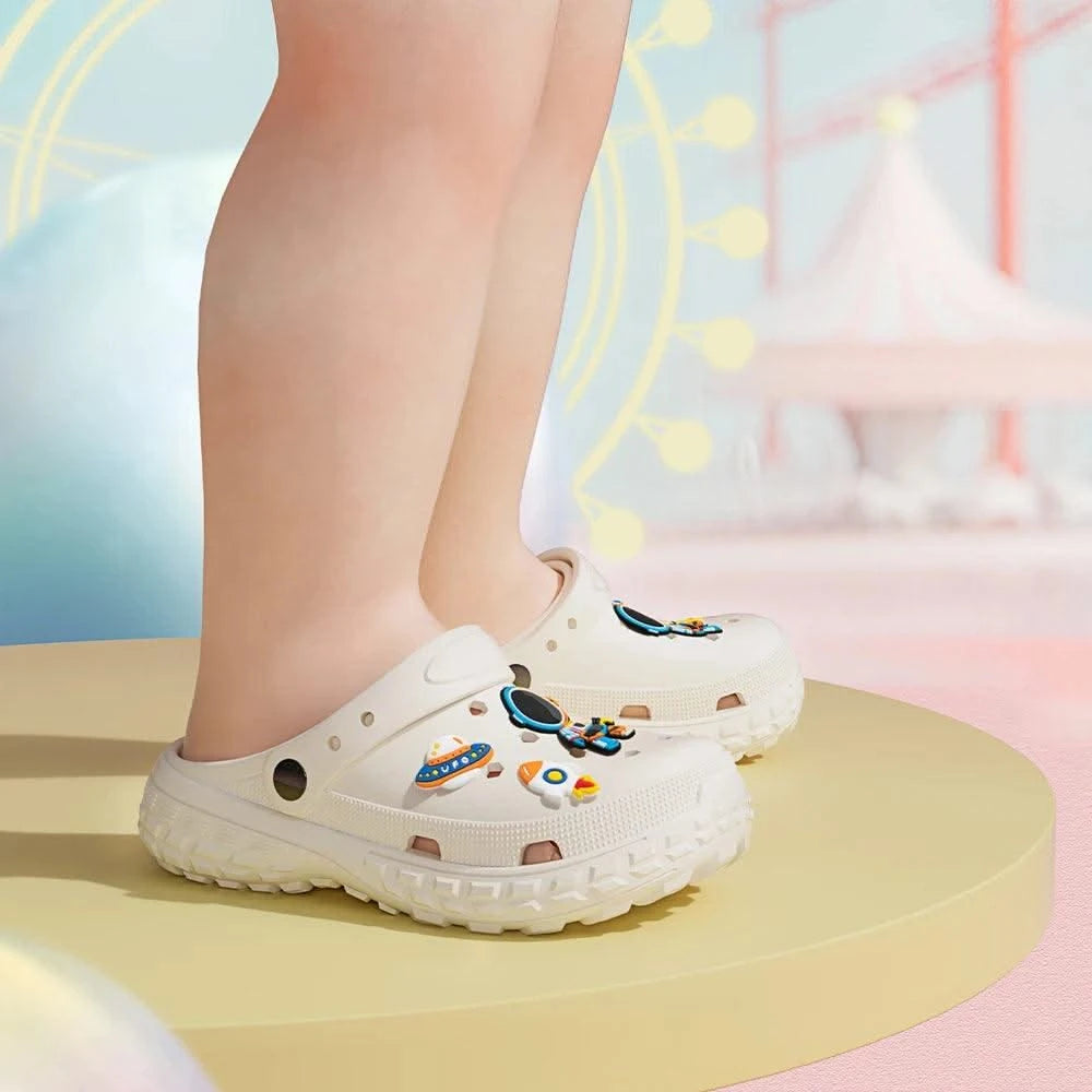 BASATU Cute Clogs Sandals DIY Cartoon Shoes Mules Clogs Boys Girls Sandals Non-slip Beach Slippers Summer Sandals Garden Shoes