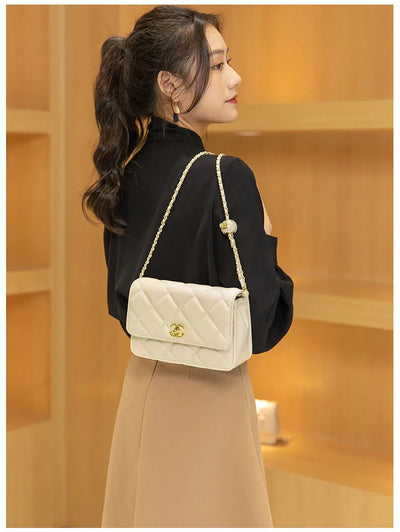 Best in Show Superstar Designer Handbag for Women Simple Yet Chic Crossbody Style Large Capacity