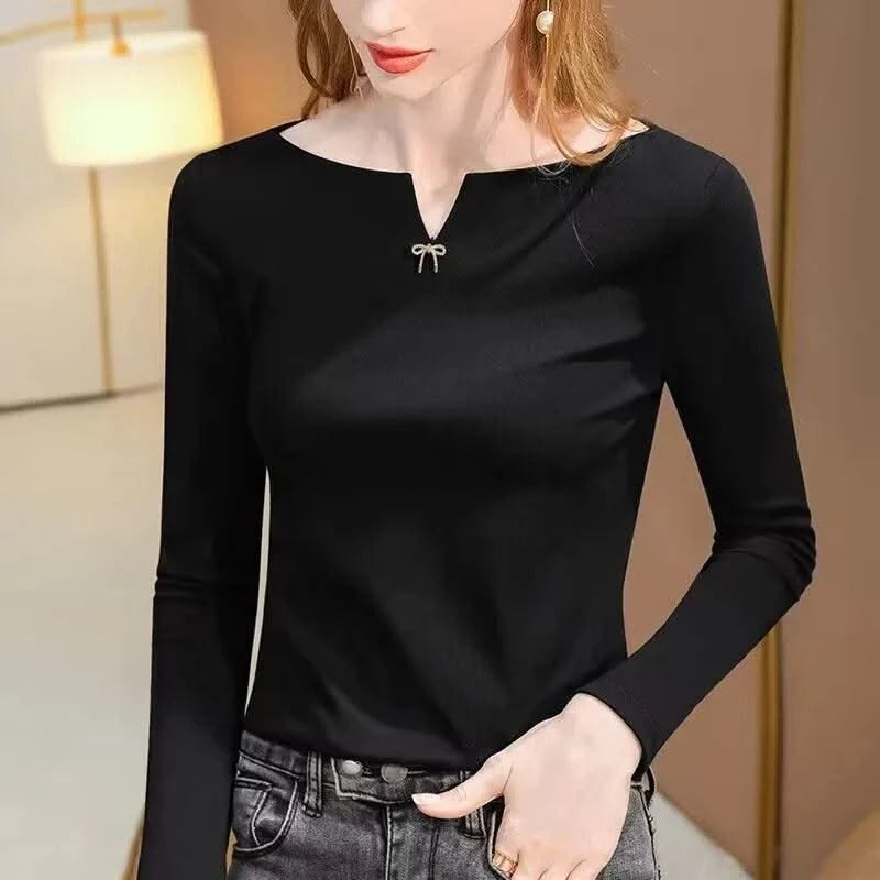 Women V-Neck Short Sleeve brooch decor Slim Red colour Blouse Tops