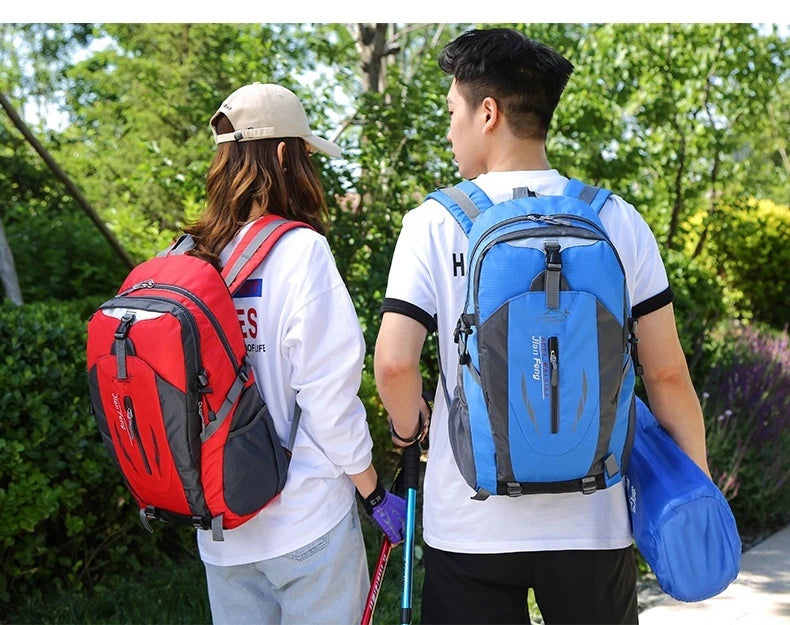 Outdoor Travel Backpack Big Capacity Fashion Travel Backpacks Men Climbing Travel Backpack Classic Sport Travel Backpacks