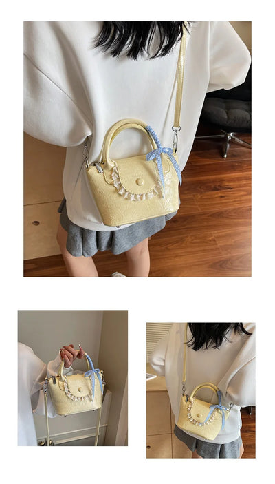 2025 New Designer Hand Carved Shoulder Bag Stylish Textured Crossbody Purse for Women Elegant Handheld Tote Fashionable