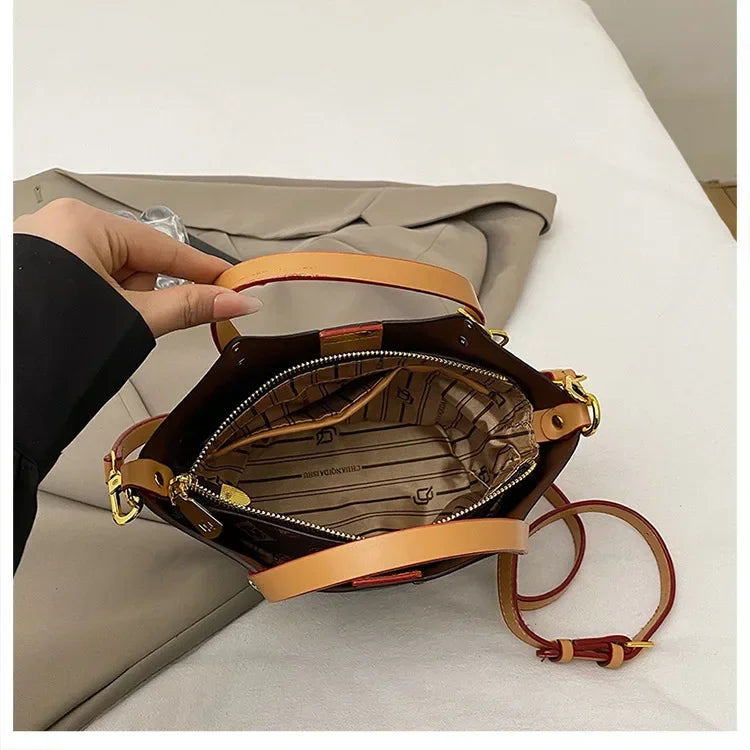 In 2025, Designer Retro Printed Handbags, Convertible Crossbody Bags, and Luxury Textured Best-selling Women's Bags