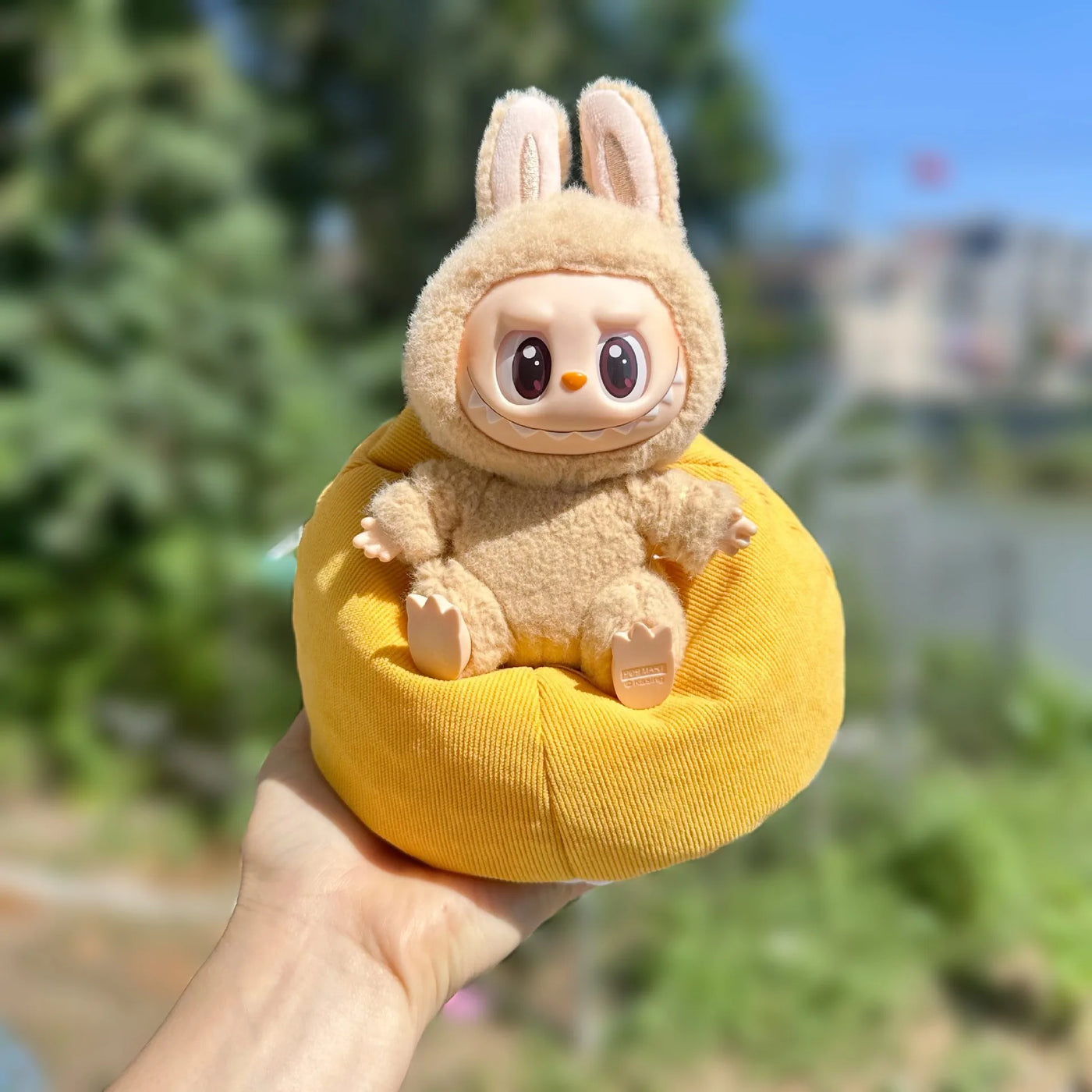 Sofa only] Second-generation Labub sitting party series doll sofa LABUBU car mini sofa bed