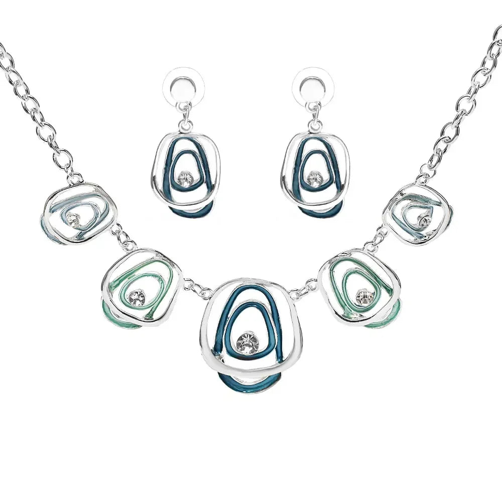 Luxury Cring Coco Necklaces Set High Quality Women's Neck Chain Choker New in Jewelry Pendant Necklace Birthday Gift for Women
