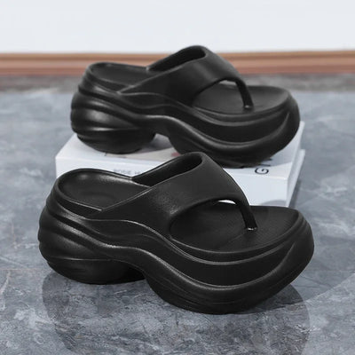 Flip-Flops Women's 2025 Summer New Lightweight Heightening Sandals Casual Slippers Outer Wear Beach Shoes Height Increasing