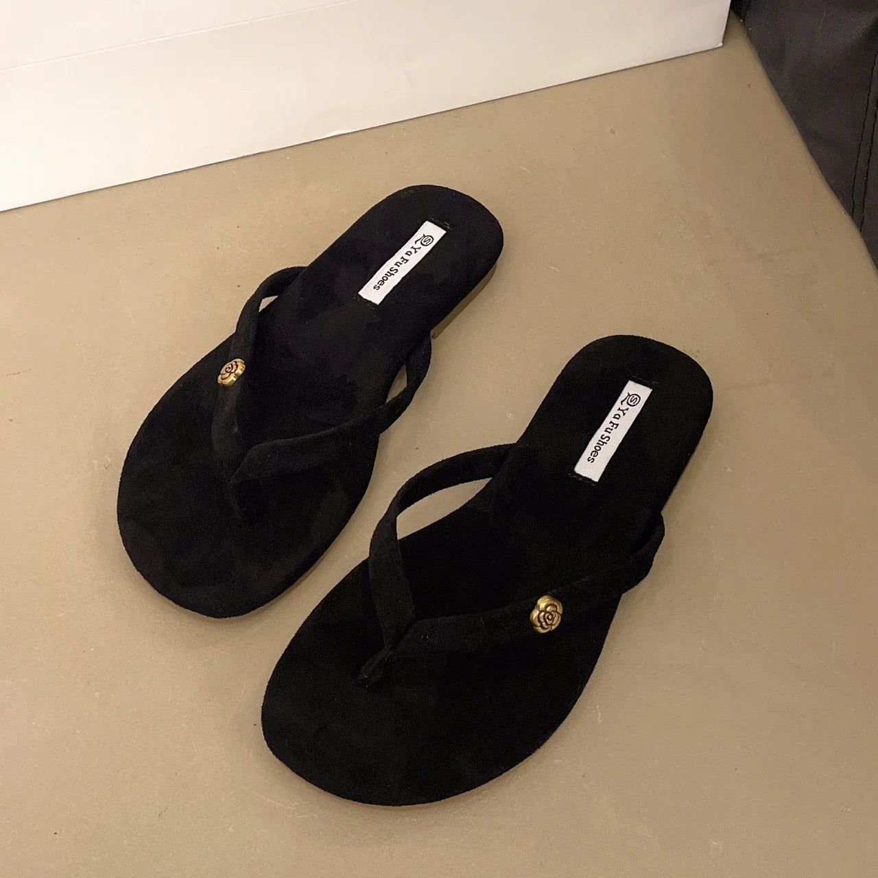 Luxury Designer Woman Flat Slippers Woven with Comfortable Women's Shoes Casual Bottom Slippers 2025 New Summer Women Sandals