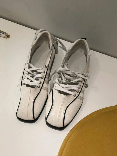 Women's lace-up retro casual ballet style flats Comfortable lightweight sneakers