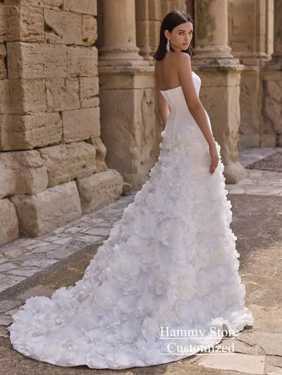 Saudi Arabic Wedding Dress with Flowers Customized Strapless Sleeveless Sweep Train Arabian Bridal Gown Back Zipper Buttons