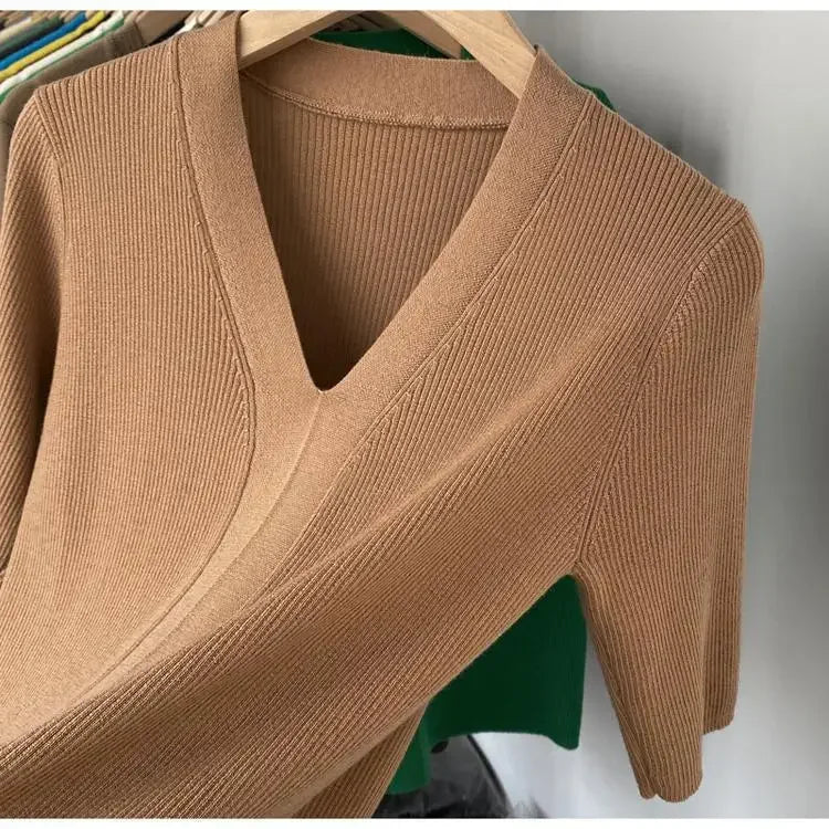 2025 Summer New T-shirts for Women Elegant Fashion Short Sleeve T-shirt Female Trend Tops Ladies Tees Basic Tops Clothing