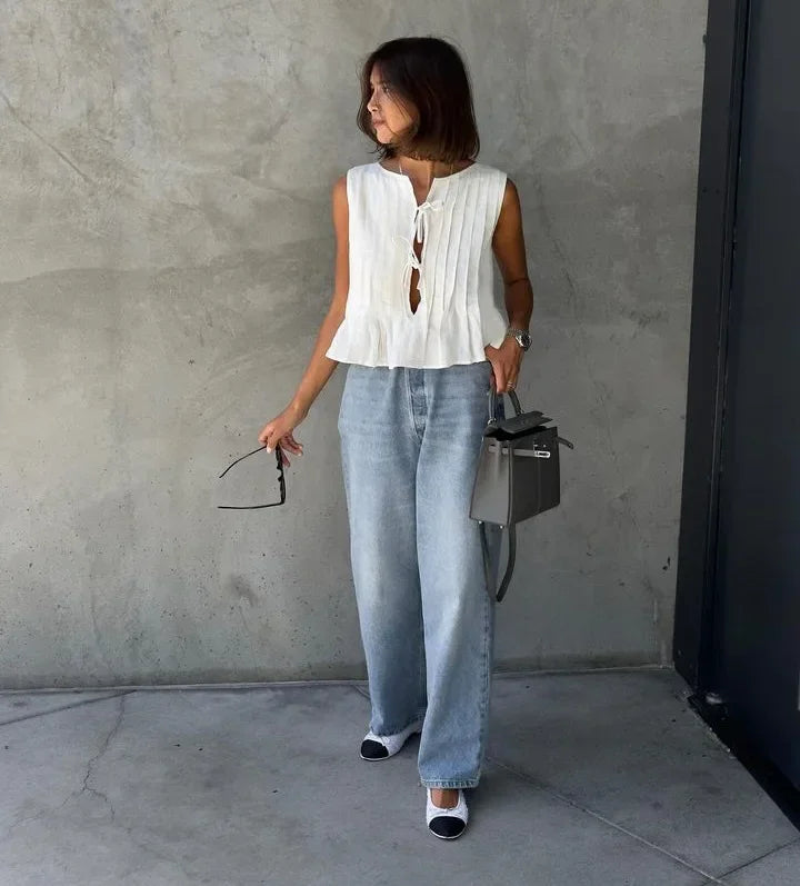 Fashion Bow Lace Up Shirts Women Cotton Linen Hollow Out Sleeveless Pleated Blouses Woman 2025 Summer New Casual Lady White Tops