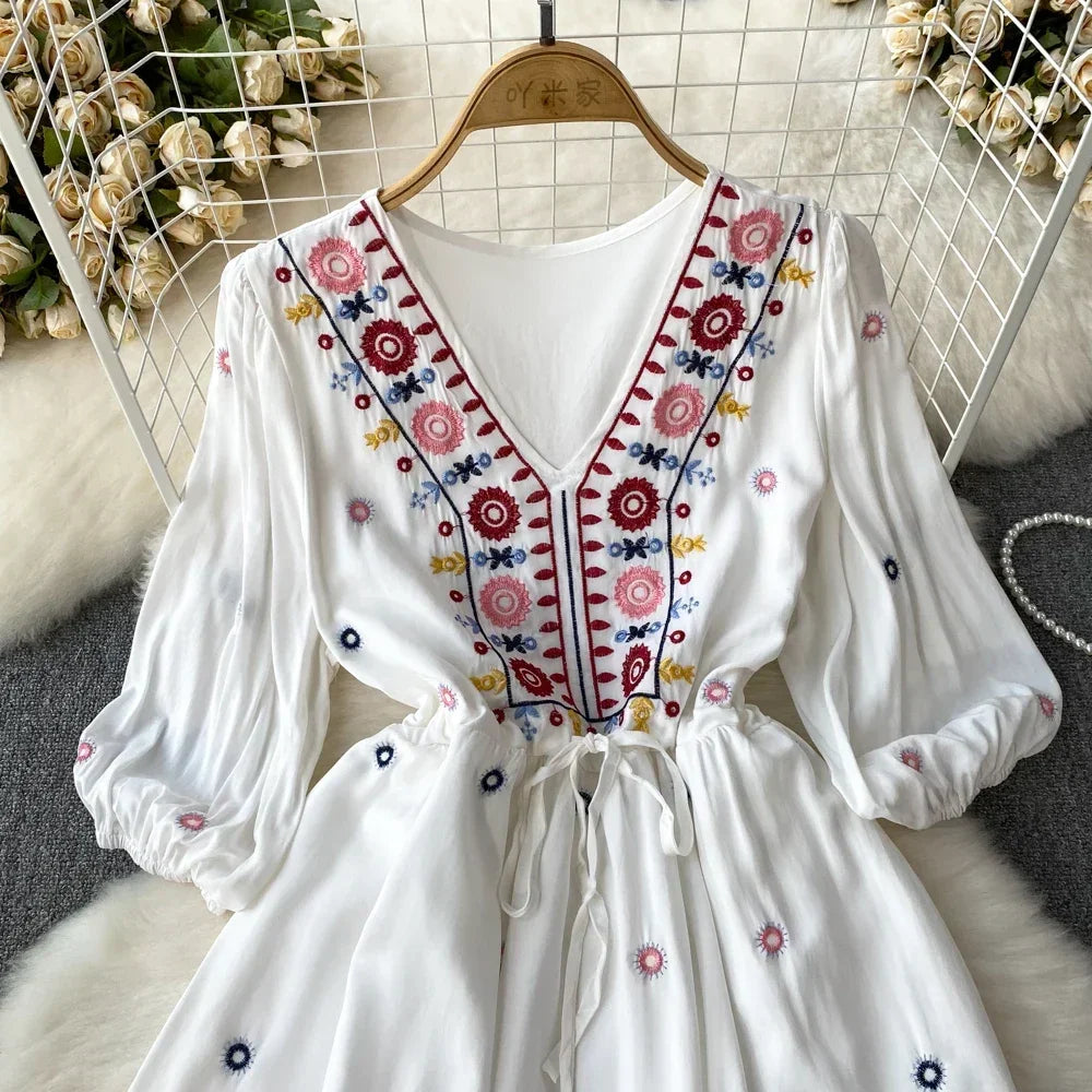 Boho Dress for Women Embroidery Floral Print V-neck Elastic Waist Lace-up Dresses with Belt Summer Vestidos Folds Dropshipping