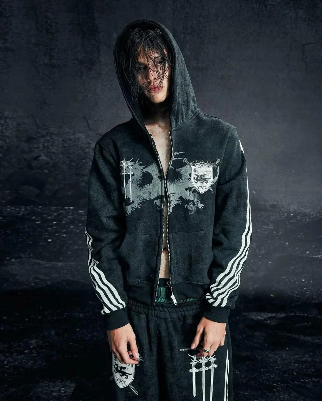 Sexy European and American printed striped hooded sweatshirt with zipper, pink men's and women's sports loose sweatshirt jacket