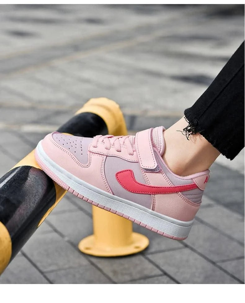 Boys' sports shoes 2025 new leather-covered waterproof children's casual shoes primary school trend non-slip board shoes