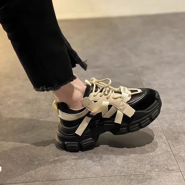 Sports Woman Footwear High on Platform Sneakers Lace Up Athletic Shoes for Women Quality Vulcanized Shoe Designer Luxury Light A
