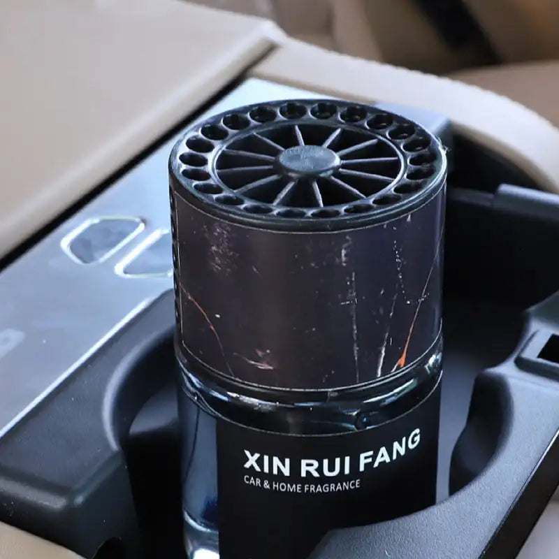 Car Fragrance Scent Diffusers Ornament Perfume for Bathroom Bedroom Car Air Freshener Car Aromatherapy Essential Oil Diffusers