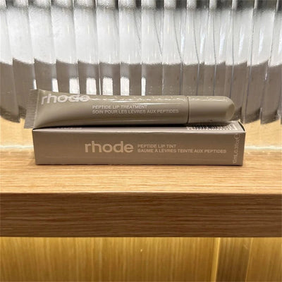 Luxury 17 Colors Soft Tube Mirror Super Model Lip Balm Long Lasting Moisturizing Makeup Lipstick Remove Dead Skin Mouth Care