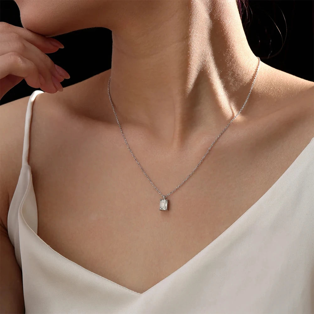 1CT 2CT Solitaire Pear Cut Moissanite Diamond Pendant Necklace for Women 100% 925 Sterling Silver Droplet Necklaces Jewelry GRA