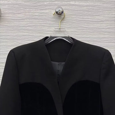 2025 New Autumn Black Velvet Wrapped Chest Panel Design Office Lady Jacket Women V-neck Long Sleeve Gold Eye Button Elegant Coat