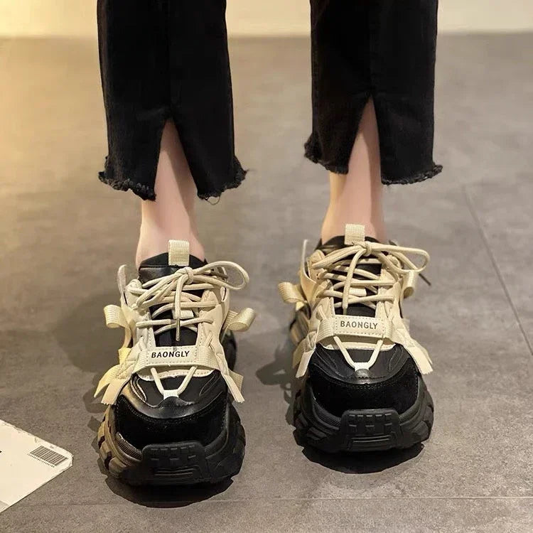 Sports Woman Footwear High on Platform Sneakers Lace Up Athletic Shoes for Women Quality Vulcanized Shoe Designer Luxury Light A