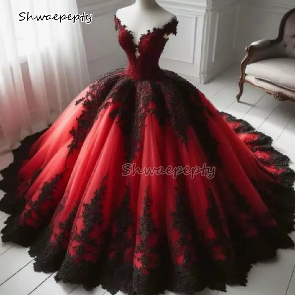 Black And Red Ball Gown Gothic Wedding Dress Off Shoulder Court Train Retro Bridal Gown Lace Appliques Pleats Customized Vestido