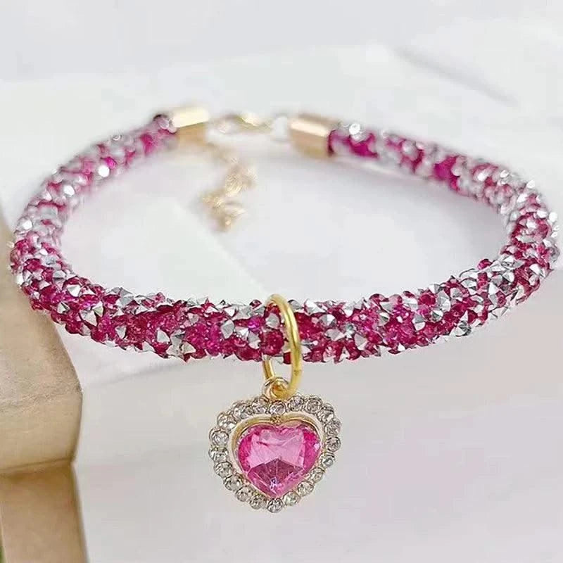Adjustable Pet Necklace Cat Dog Collar with Diamond Zircon Heart Pendant Jewelry Luxury Metal Puppy Collars Dog Accessories