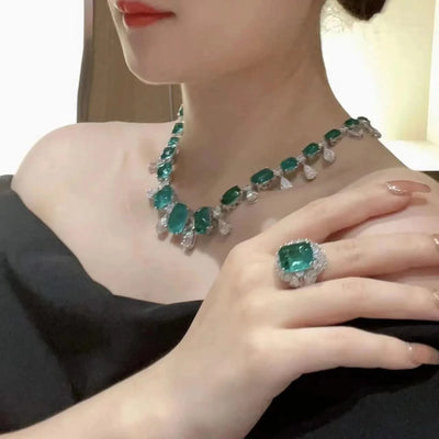Emerald Necklaces for Women Green Zircon Stone Geometry Charm Necklace Party Jewellery Gift