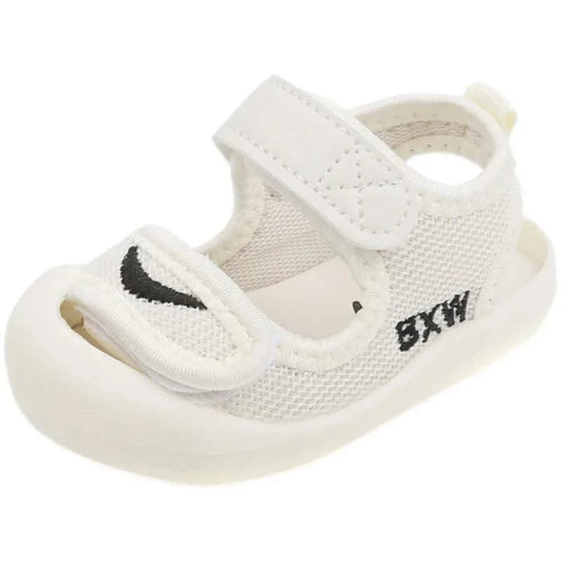 Children's Sports Sandals with Toe Caps, Anti-Collision Soft Sole, Anti Slip Shoes, Breathable Walking Shoes for Boys and Girls