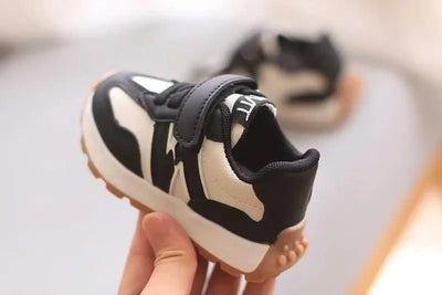 Children's Sports Shoes Toddler Breathable Non Slip Comfort Sneakers Lightweight Hook and Loop Soft Sole Running Casual Shoes