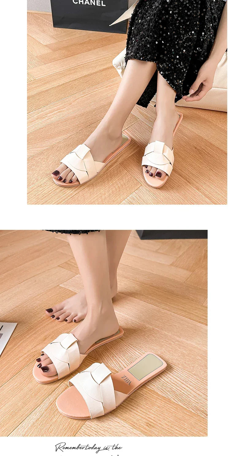 Designer Woman Flat Slippers 2025 Luxury Designer Sandals Casual Bottom Slippers Summer Women Sandals New Shoes for Women