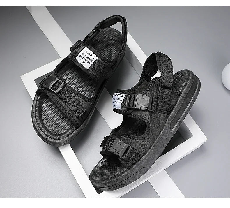 Men Sandals 2024 Trending Men's Luxury Sandals Man Summer 2024 Shiatsu Slippers Flat Sandal Beach Shoes Platform Sandals. Mens